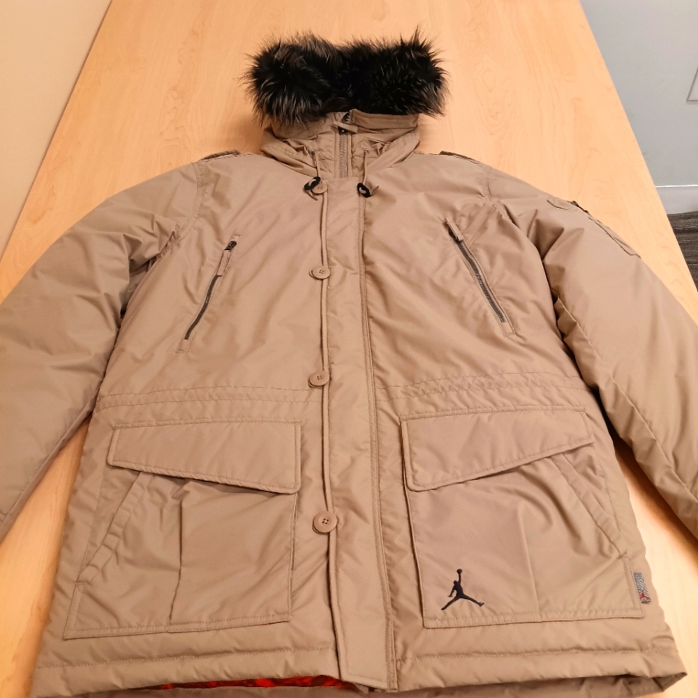 Jordan Winter Coat (Large) Athletic fit 3/4 length. Light Tan NWT very Rare find